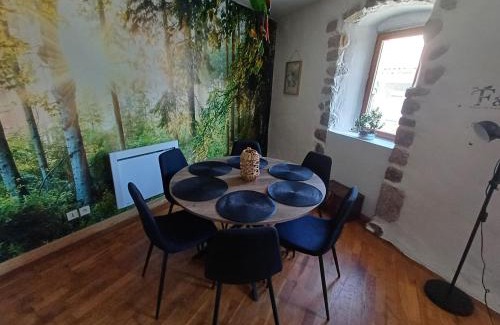 Montpezat-sous-Bauzon Apartamento | Duplex 85m2 au coeur de la nature à Montpezat-sous-Bauzon
