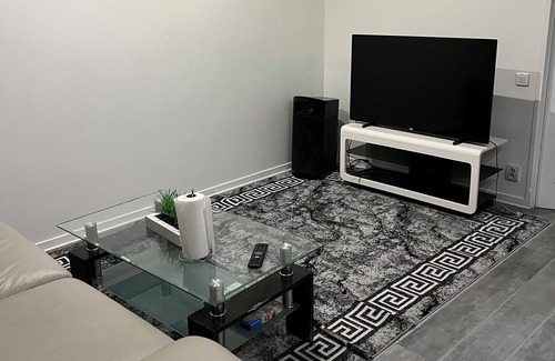 Elancourt Apartamento | Duplex apartment in Elancourt, Olympic site, close to all amenities