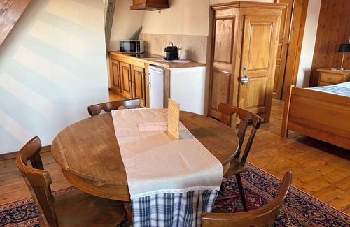 Beblenheim Apartamento | Duplex apartment with Alsatian decor