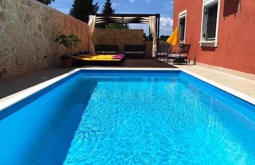 Preko Villa | Duplex Apartment with Private Swimming Pool