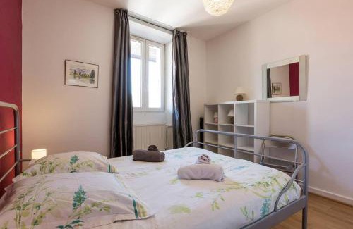 Duingt Apartamento | Duplex au Bord du Lac