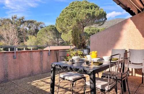 Cavaliere Apartamento | Duplex avec piscine, 3 pièces cabine, 6 couchages, terrasses et parking proche plage - Le Lavandou - FR-1-251-536