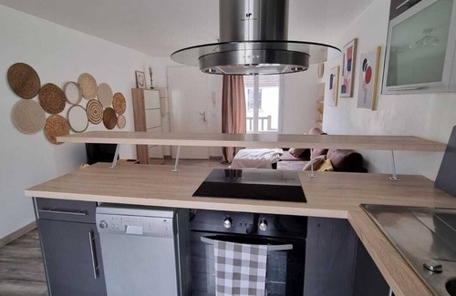 Neauphle-le-Chateau Apartamento | Duplex Cocooning Cœur de Ville + Parking