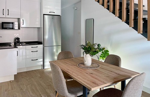 Perchel Sur Apartamento | Duplex de dos dormitorios con terraza - Picú Home