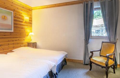 Val-d'Isere Apartamento | Duplex de Standing au Pied des Pistes avec Grand Balcon, Expo Sud/Ouest, Parking Inclus - FR-1-694-169