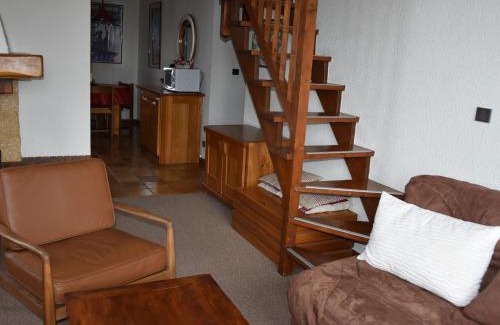 Pralognan-la-Vanoise Apartamento | Duplex ensoleillé avec piscine chauffée, proche centre et pistes - FR-1-464-34