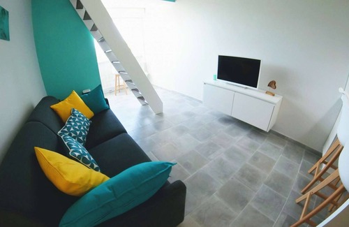 Fond Lahaye Apartamento | NUEVO! PROMOCIÓN -20%! FRENTE A LA PLAYA, Duplex con encanto a 5 minutos del centro