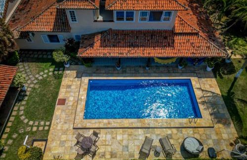 Manguinhos Casa | Duplex Geriba 250m da praia, rede futevôlei, sauna