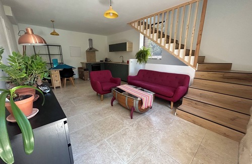Peypin-d'Aigues Apartamento | Duplex in old barn
