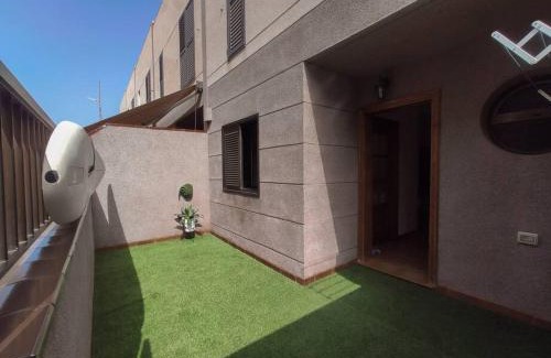 El Medano Apartamento | Duplex in quiet zone, next to sea, fast WiFi