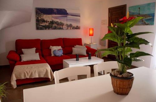 El Medano Apartamento | Duplex in quiet zone, next to sea, fast WiFi