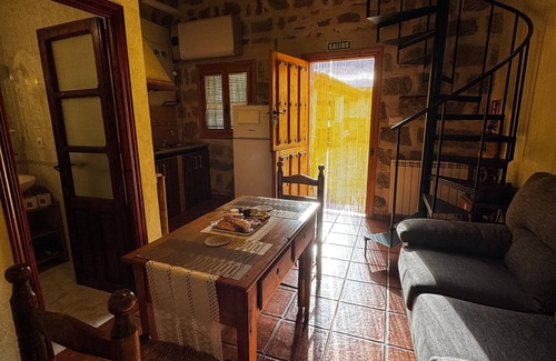 El Barraco Casa | Dúplex en mitad de la naturaleza, ideal para parejas.
