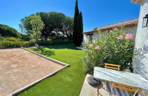 La Bouverie Casa | Duplex indépendant dans villa avec jacuzzi et piscine