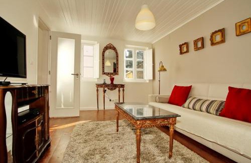 Socorro Apartamento | Duplex Lisbon Castle Sao Jorge