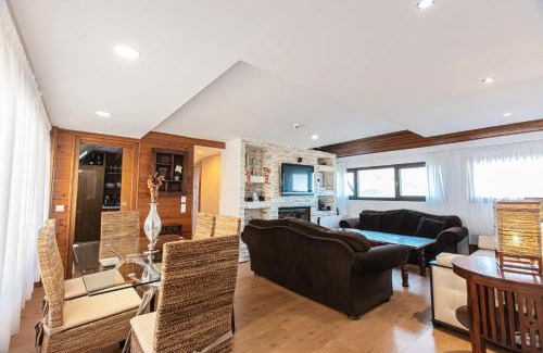 Pradollano Apartamento | Duplex lujo Monte Oiz 4 habitaciones y 2 plazas de parking