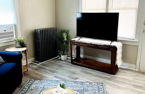New Chicago Apartamento | Duplex Near Crown Point/Hobart