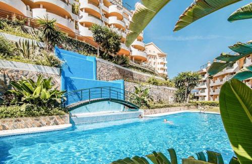 Nueva Andalucia Apartamento | DUPLEX PENTHOUSE PUERTO BANUS POOL PADDLE WIFI BBQ