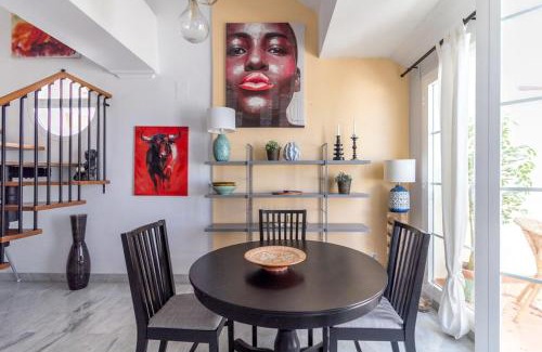 Nueva Andalucia Apartamento | DUPLEX PENTHOUSE PUERTO BANUS POOL PADDLE WIFI BBQ