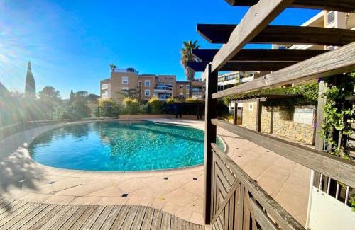 Carqueiranne Apartamento | Duplex - Piscine - Terrasse Vue Mer