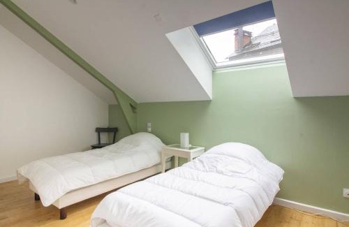 Cauterets Apartamento | Duplex rénové 2 chambres avec wifi, cuisine équipée et local ski, en centre-ville de Cauterets - FR-1-401-179