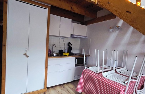Laveissiere Apartamento | Duplex sleeps 4/6, at the foot of the slopes, ideal for families.