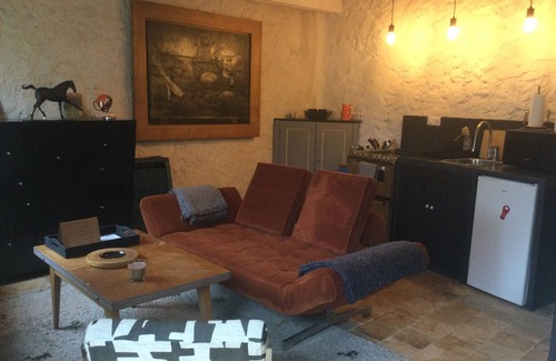 Nogent-le-Rotrou Apartamento | Duplex studio with small garden at the foot of the château