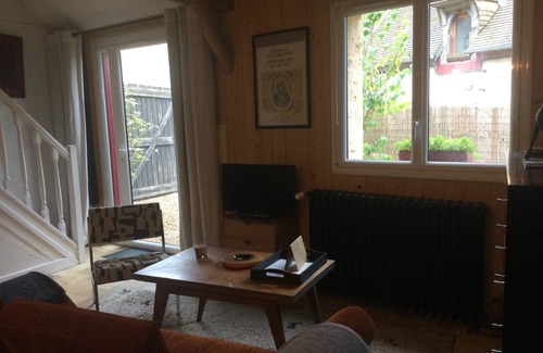 Nogent-le-Rotrou Apartamento | Duplex studio with small garden at the foot of the château