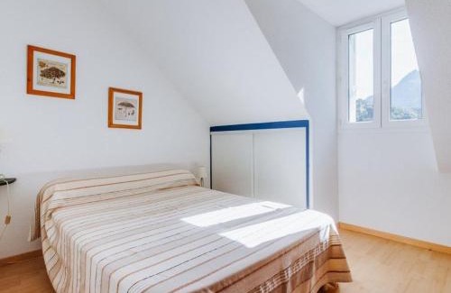 Esquieze-Sere Apartamento | Duplex T3 avec balcon, 2 ch, 6 pers, parking - FR-1-402-26