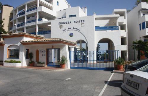 Castillo de Sabinillas Apartamento | Duquesa suite and golf with a spectacular sea view