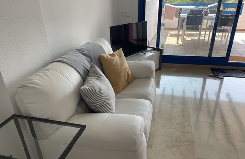 Castillo de Sabinillas Apartamento | Duquesa Suites Golf and Gardens