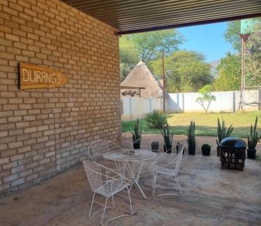 Thabazimbi Cabina | DURANGO Plekkie in die bos