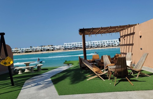 Durrat Al-Arous Chalet De Esquí | Durrat Al-Arous Villa in Moon Beach
