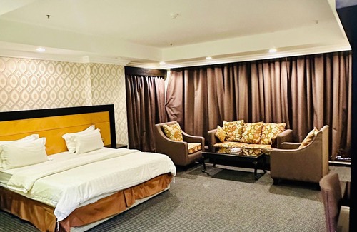 Jeddah Hotel | Durrat Palesttine - Al Fayhaa