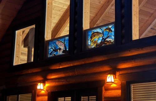 Dutch John Casa | Dutch John Adventure Outpost, 2800 Sq Ft Log Home