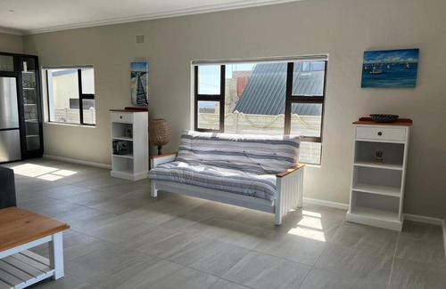 Struisbaai Casa | Dutchie - 4 Vygie Avenue