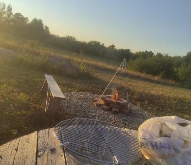 Central Serbia Apartamento | DuVa mongolska yurta