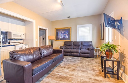 Downtown Apartamento | Duval Dream Loft by Brightwild Right on Duval