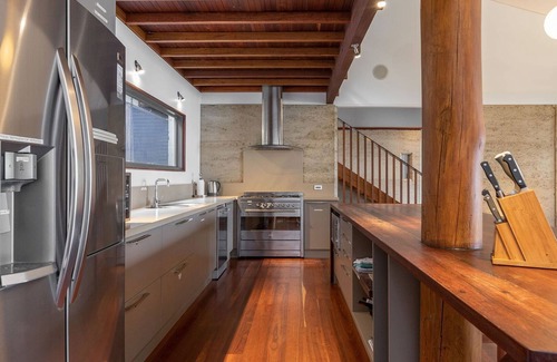 Smiths Lake Casa | Dux Nutz - Pacific Palms Holidays