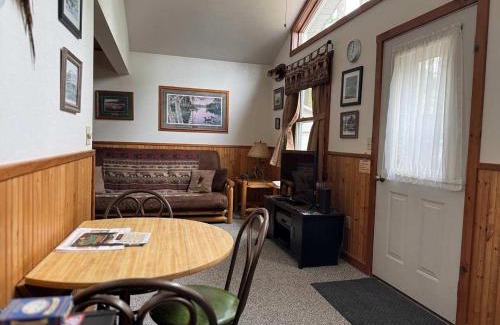 Minocqua Casa | Duxbury - Cozy Cottage on Lake Minocqua