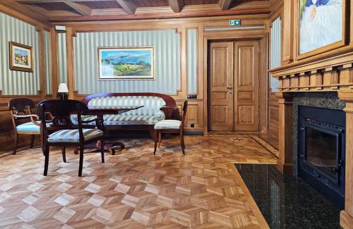 Tajecina Hotel | Dwór Ostoya Zielony Kompleks