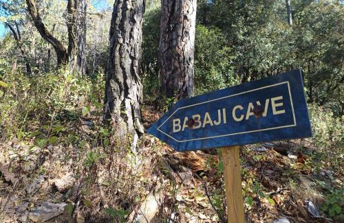 Majkhali Casa | Dwarahat Village Farmstay- Babaji's Cave