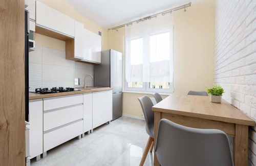 West Pomeranian Voivodeship Apartamento | Dworcowa 2 | Bright Apartment | 600 m to the Beach