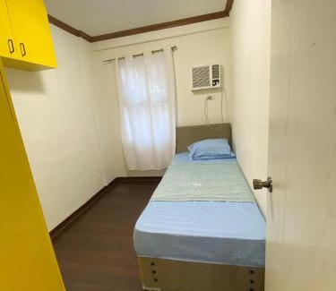 Las Pinas Apartamento | Dym cozy condo pad