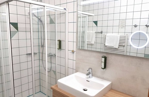 Bad Waltersdorf Casa | DZ Sonnenseite mit Balkon 2 Nächte Halbpension - Hotel-restaurant Teuschler-mogg