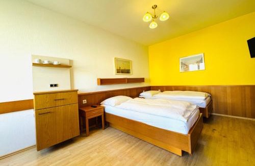 Favoriten Casa | E&C Pension Rooms