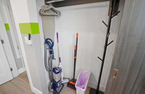North Hollywood Apartamento | E- Classy NoHo Oasis 2-Units, U-Studios 15m