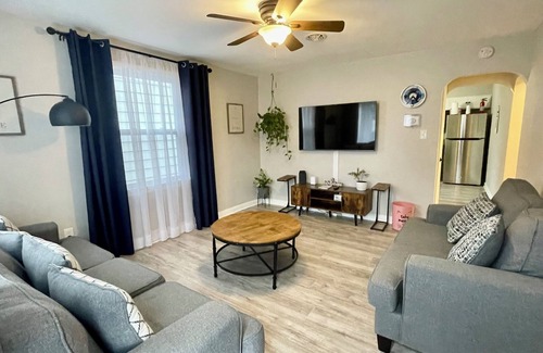 Dallastown Casa | E Maple-The Pleasant Home-Comfort & Ease