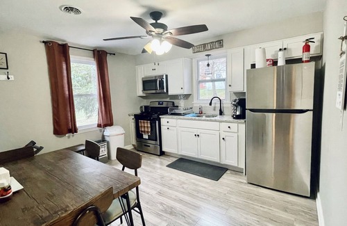 Dallastown Casa | E Maple-The Pleasant Home-Comfort & Ease