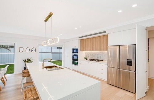 Long Jetty Casa | 'E RETREAT on Archbold' by Accom Holidays