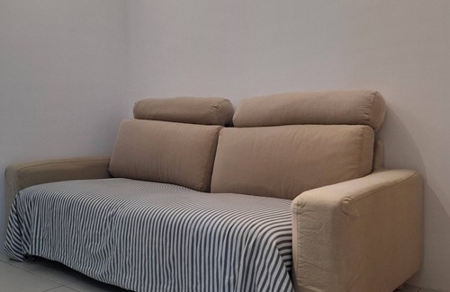 Taman Desa Tebrau Apartamento | E04A: 6Mins Walk-Tebrau Aeon & Ikea with work space